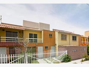 Casa en venta en Hacienda Piedras Negras, Chicoloapan, México