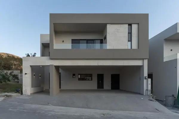 Casa nueva en venta en El Uro | Fraccionamiento privado con alberca y parque
