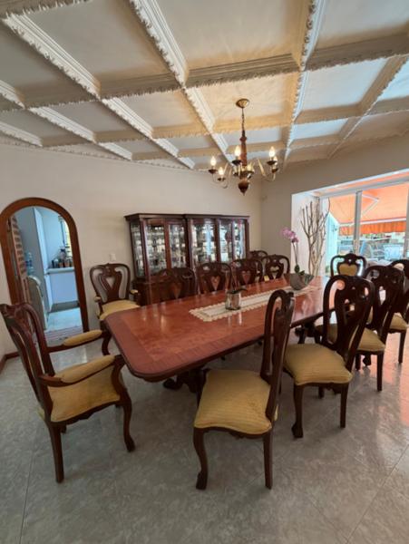 Casa en Venta en Narvarte, Ciudad de México: Amplia Propiedad Residencial con 5 Recámaras