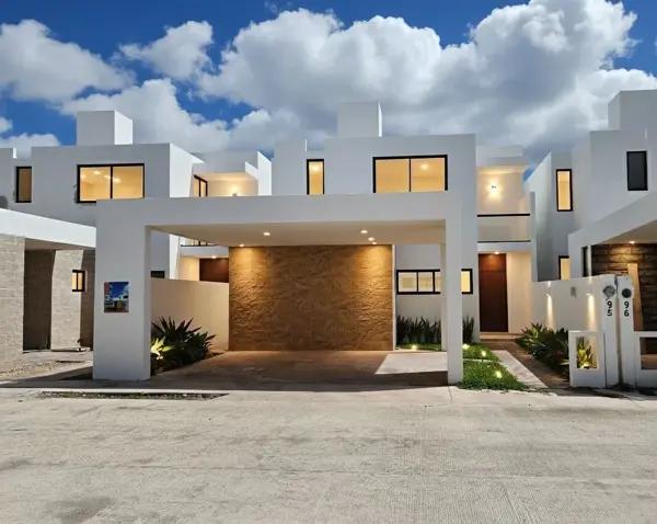 Casa de doble altura en venta en privada con amenidades Casa de doble altura en venta en privada con amenidades