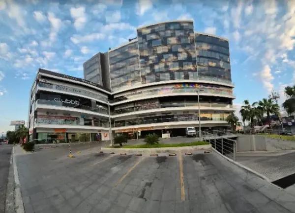 Oficina en Renta, Edificio Tres800; Av. Revolución.