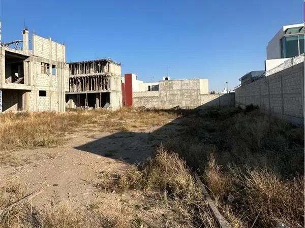 TERRENO EN VENTA PARQUE ESMERALDA