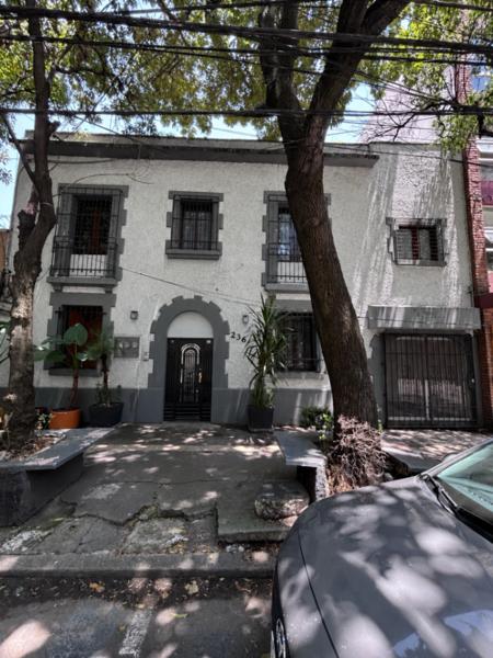 Edificio para uso comercial en Renta