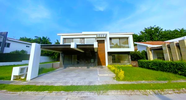 Paraiso Country Club Emiliano Zapata Morelos Casa En Venta