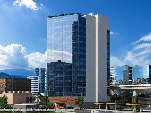 EN VENTA OFICINA EN CORPORATIVO EN LOS ALPES
