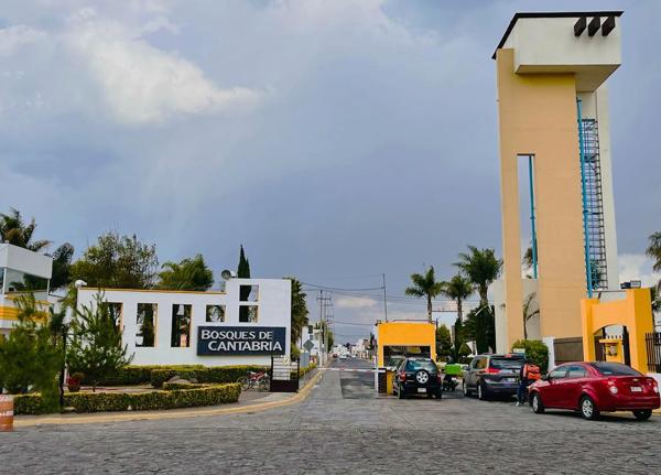 San Mateo Otzacantipan,Toluca,Edomex, CASA EN VENTA