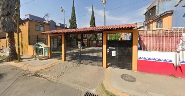 San Buenaventura, Ixtapaluca, Estado de México. Casa en venta
