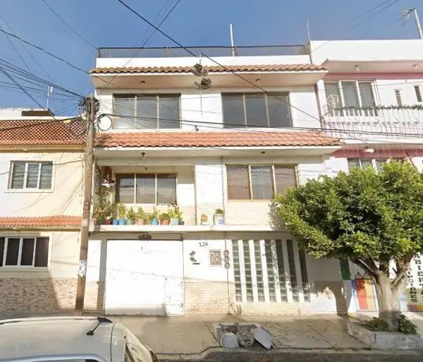 LAS ÁGUILAS CASA VENTA NEZAHUALCÓYOTL ESTADO DE MÉXICO