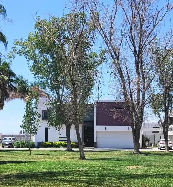 Casa en Venta en Villas del Renacimiento. Oportunidad Habitacional en Zona Norte Casa en Venta en Villas del Renacimiento. Oportunidad Habitacional en Zona Norte