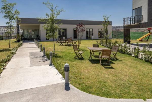 FRACCIONAMIENTO RESIDENCIAL DEL PARQUE EL MARQUES, CASA VENTA, QUERETARO, QRO.
