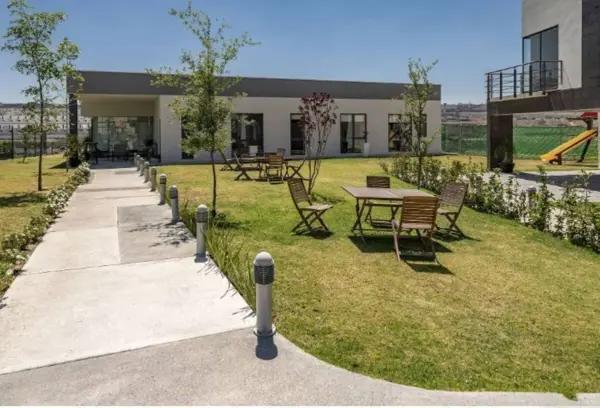 FRACCIONAMIENTO RESIDENCIAL DEL PARQUE EL MARQUES, CASA VENTA, QUERETARO, QRO. FRACCIONAMIENTO RESIDENCIAL DEL PARQUE EL MARQUES, CASA VENTA, QUERETARO, QRO.