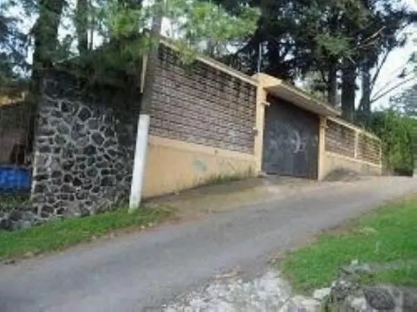 FRACCIONAMIENTO SAN JOSE DE LA MONTAÑA CASA VENTA  CUERNAVACA MORELOS