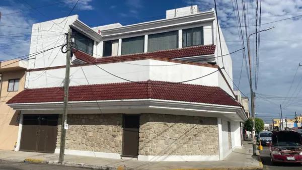 Renta departamento amueblado con servicios. Col. Bella Vista. Plaza Dorada Renta departamento amueblado con servicios. Col. Bella Vista. Plaza Dorada