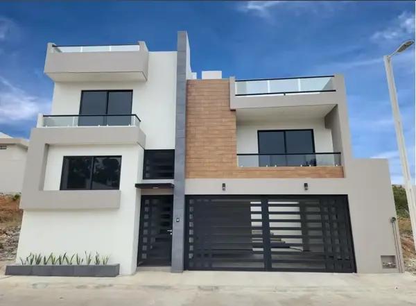 CASA EN VENTA NUEVA (Fracc. Imperial de las Ánimas)