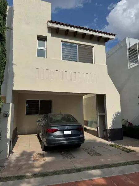 Casa Amueblada en Renta en Rancho Santa Mónica al Poniente de Aguascalientes