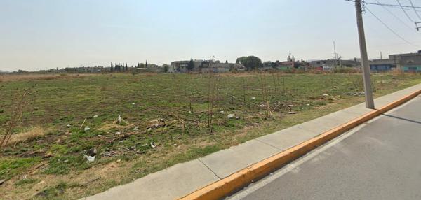 Terreno industrial mide 8000m2