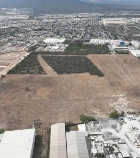 Terreno industrial en venta en García