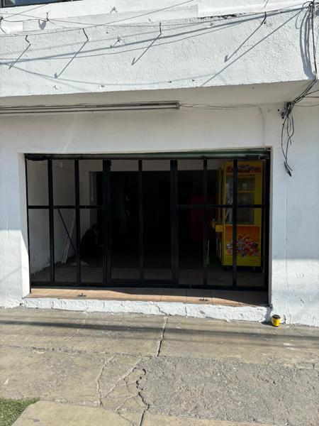 Local San Cristóbal 75 mts. Sobre av.