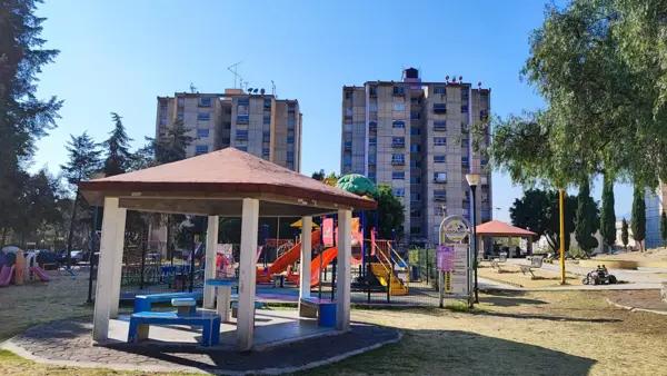 se vende departamento entre gran sur y perisur