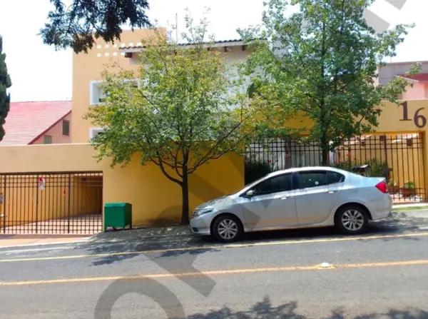 Casa en Condominio en Venta en Club de Golf Chiluca, Atizapán de Zaragoza Casa en Condominio en Venta en Club de Golf Chiluca, Atizapán de Zaragoza