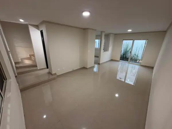 Venta de casa, Potrero Anáhuac, recién remodelada