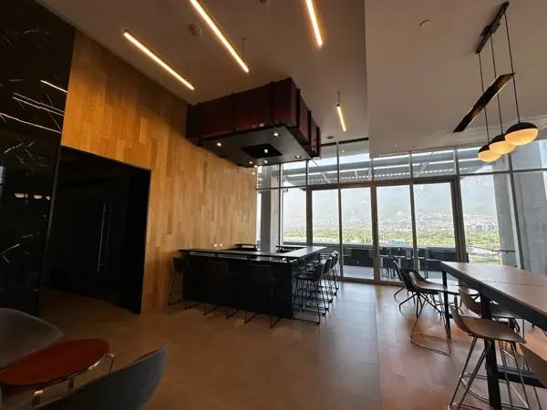 Venta de Oficina Piso Completo – Zona Santa María, Monterrey, N