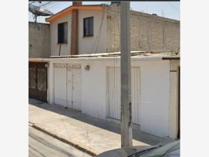 Casa en venta en Villa de las Flores 1a Sección (Unidad Coacalco), Coacalco de Berriozábal, México