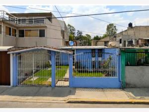 Casa en venta en Villa de las Flores 1a Sección (Unidad Coacalco), Coacalco de Berriozábal, México Casa en venta en Villa de las Flores 1a Sección (Unidad Coacalco), Coacalco de Berriozábal, México