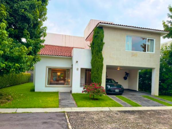 Casa en venta en Metepec, San Jorge Pueblo Nuevo - Oportunidad inigualable en conjunto cerrado Casa en venta en Metepec, San Jorge Pueblo Nuevo - Oportunidad inigualable en conjunto cerrado