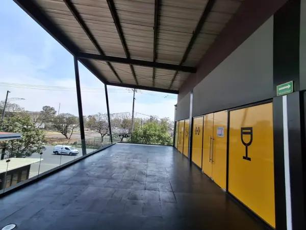 LOCAL DE 175M2 MAS TERRAZA DE 67.32M2 EN PLAZA BASICA II CENTRAL DE ABASTOS