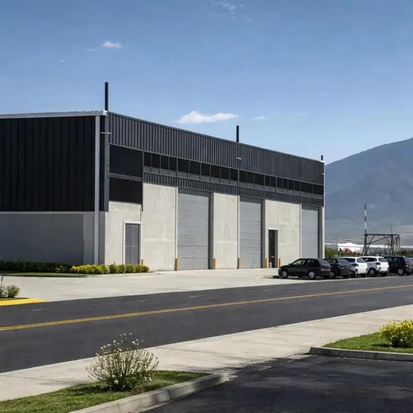 Renta Bodega industrial en Derramadero