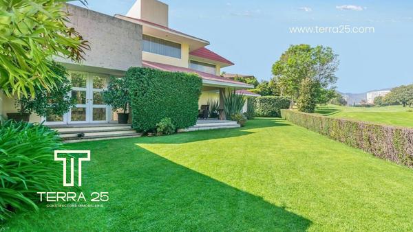 CASA EN VENTA EN LOMAS COUNTRY