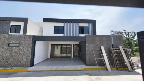 CASA NUEVA EN VENTA EN PRIVADA EN BOCA DEL R IO