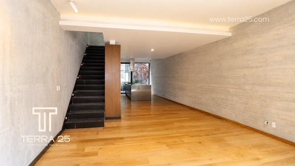 TOWNHOUSE EN VENTA EN LA CONDESA