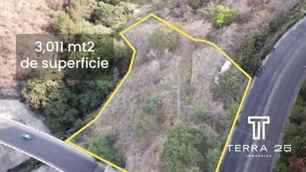 TERRENO EN LOMAS COUNTRY EN VENTA