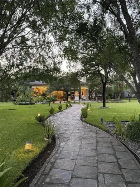 QUINTA EN VENTA LOS CRISTALES CARRETERA NACIONAL QUINTA EN VENTA LOS CRISTALES CARRETERA NACIONAL