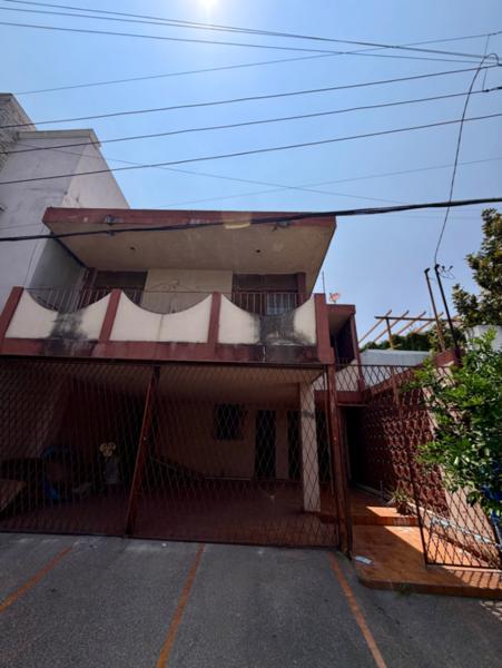CASA EN VENTA EN MONTERREY