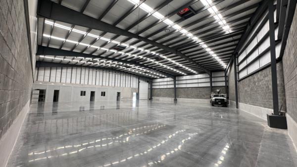 BODEGA EN RENTA EN PARQUE INDUSTRIAL 2020 AL PONIENTE DE SALTILLO COAHUILA.