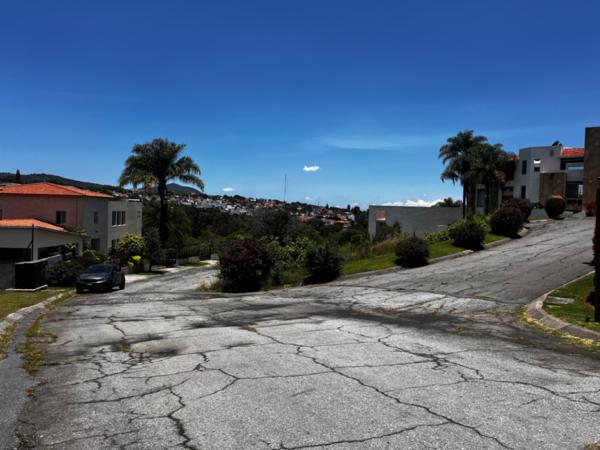 Terreno Residencial con Vigilancia en Ixtapan de la Sal, México