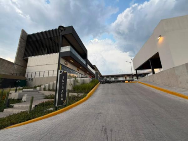 Local en renta en Zákia, El Marqués, Querétaro
