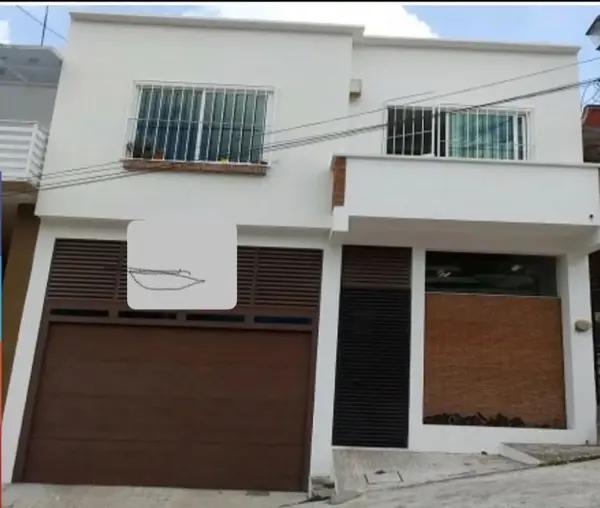 CASA EN VENTA ( Fracc. Buenos Aires )