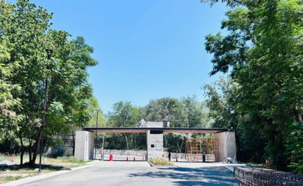 TERRENO EN VENTA EN CARRETERA NACIONAL TERRENO EN VENTA EN CARRETERA NACIONAL