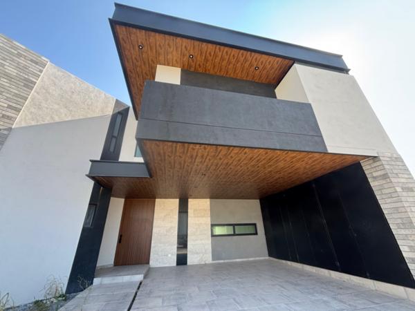 EN VENTA RESIDENCIAL LAS CANTERAS