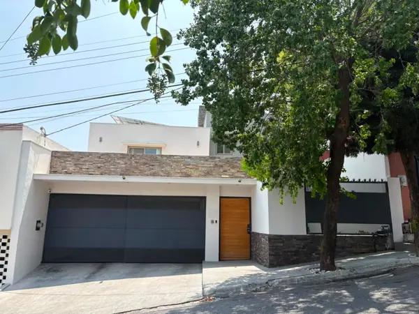 CASA EN VENTA EN SAN PEDRO GARZA GARCIA