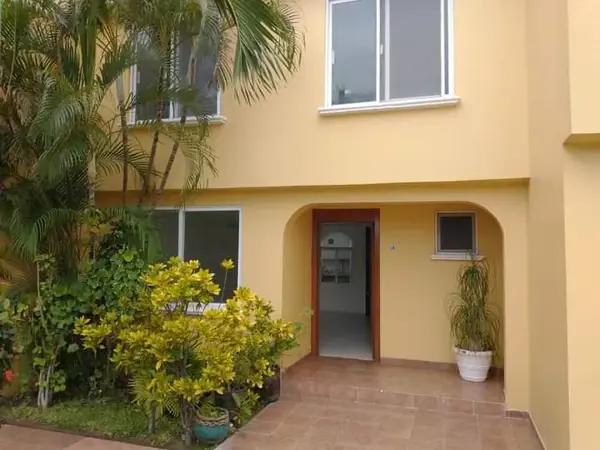 VENDO CASA CERCA DE LA SALLE DE URANO EN BOCA DEL RIO