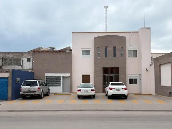 EDIFICIO PARA CONSULTORIOS EN VENTA EN EL CENTRO DE TORREON COAHUILA