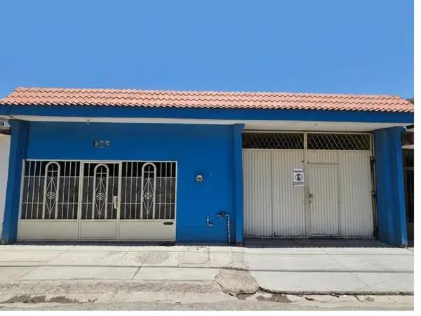 CASA MUY AMPLIA EN COL. VICENTE GUERRERO
