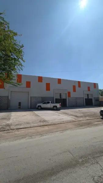 BODEGA EN RENTA 200 MTS EN BOCANEGRA BODEGA EN RENTA 200 MTS EN BOCANEGRA