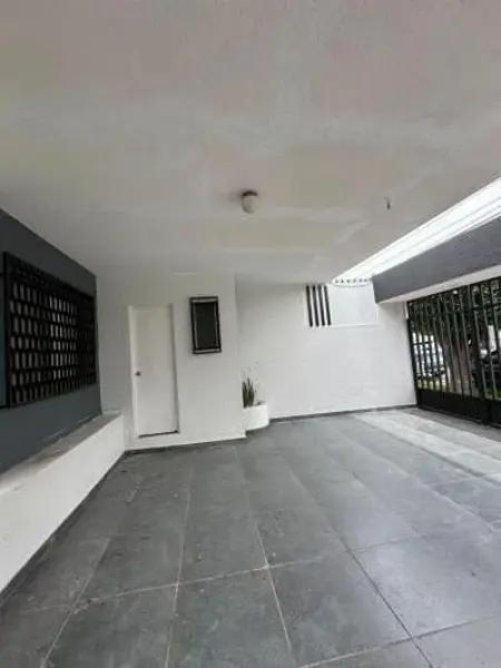 Preciosa casa 
La estancia 
Zapopan