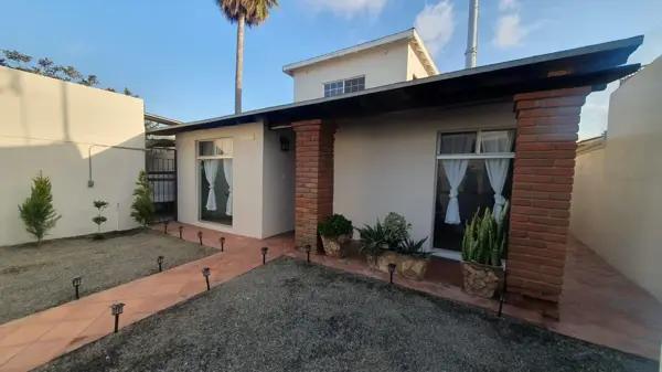 Casa en venta en Hidalgo, Ensenada, Baja California